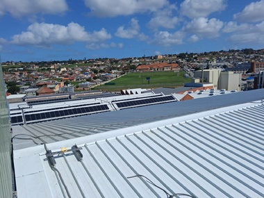 Mondelez Roof Replacement - Strip & Cover
